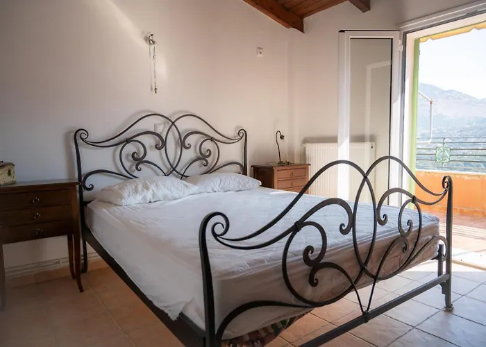 アパート Ouzaki House